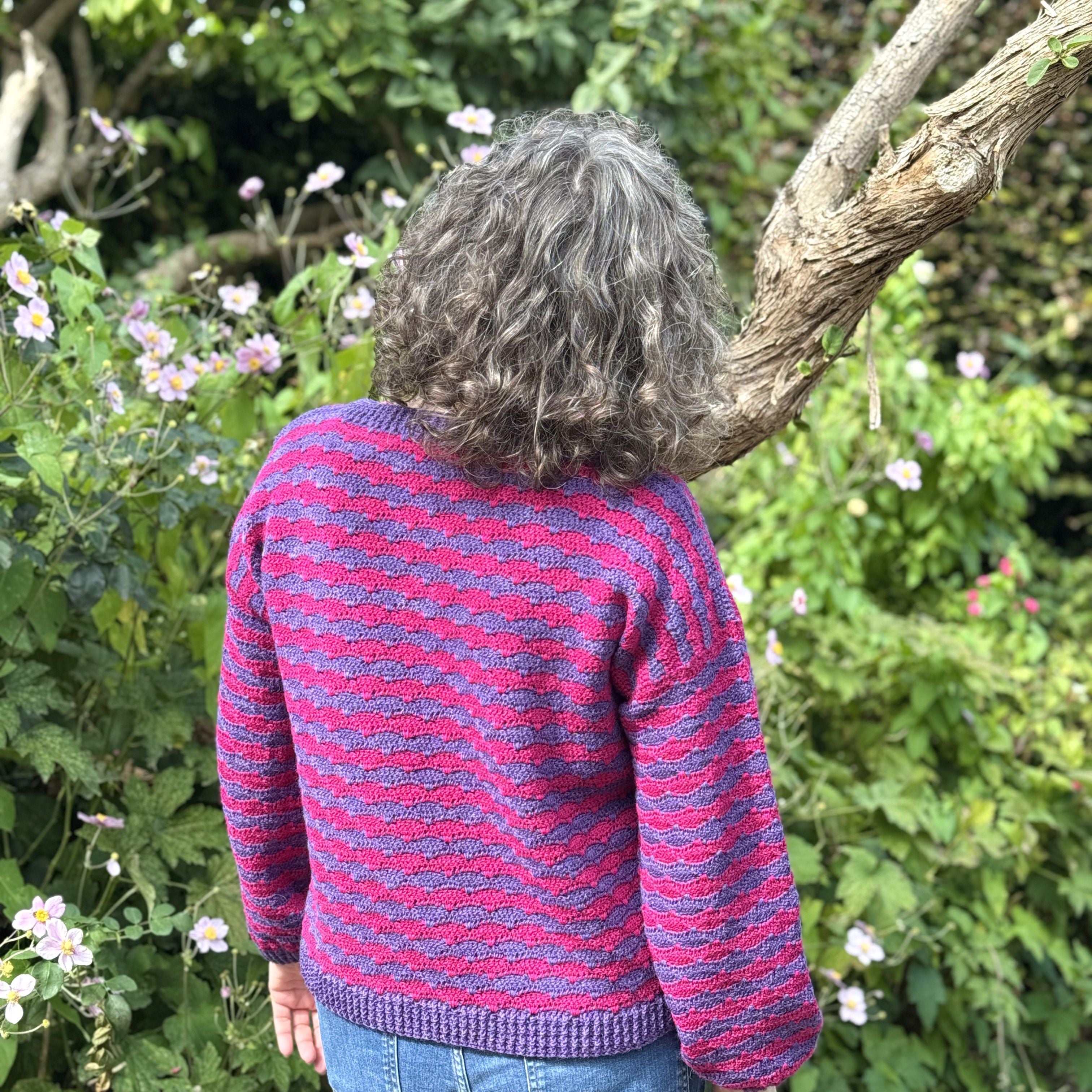 hobbii-purple-magenta-pullover-h-kelanleitung-zweifarbig image 6