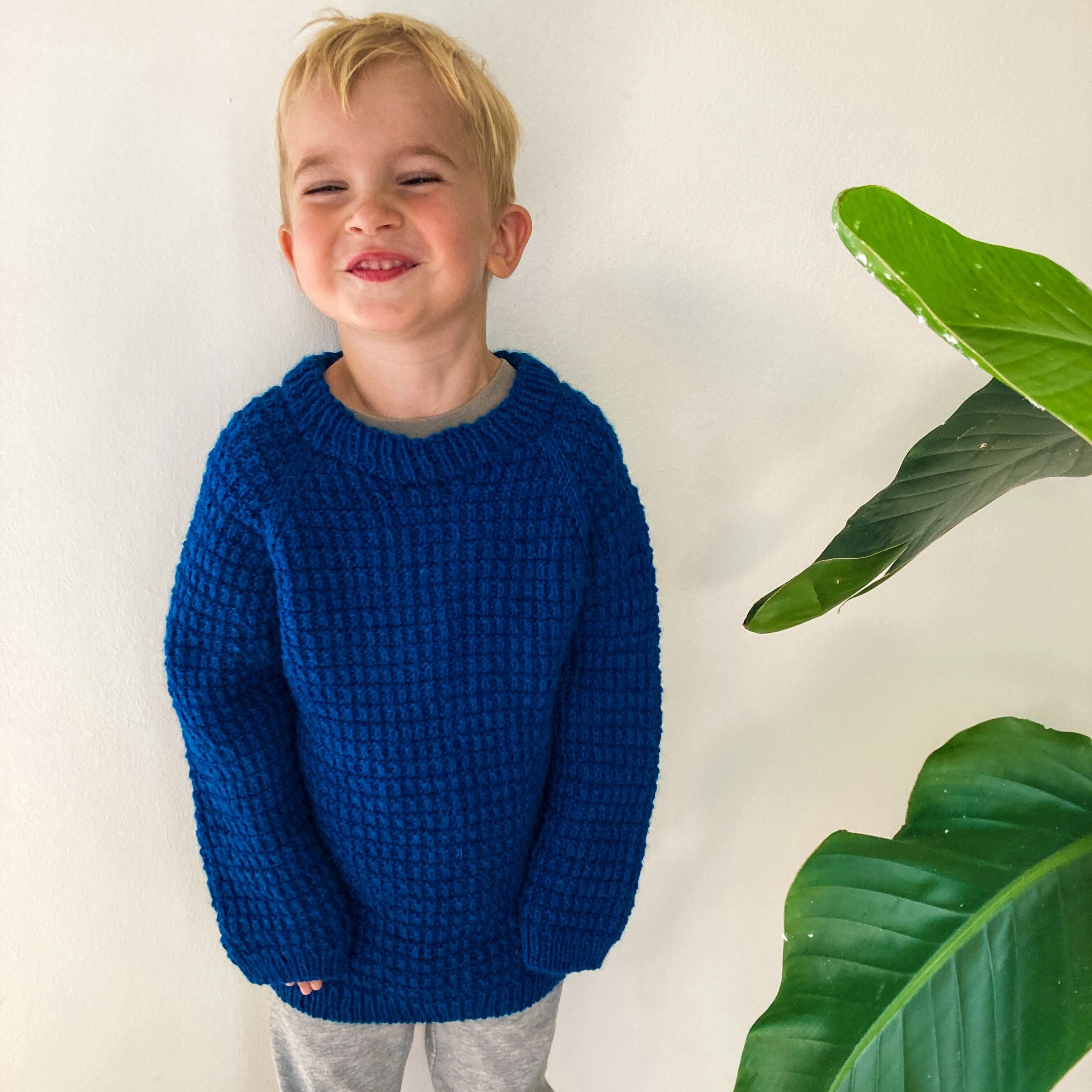 hobbii-snowdrop-junior-pullover-strickanleitung-1-2-jahre-raglan image 1