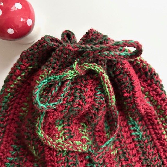 hobbii-ho-ho-hope-geschenkbeutel-h-kelanleitung-einheitsgr-e image 2