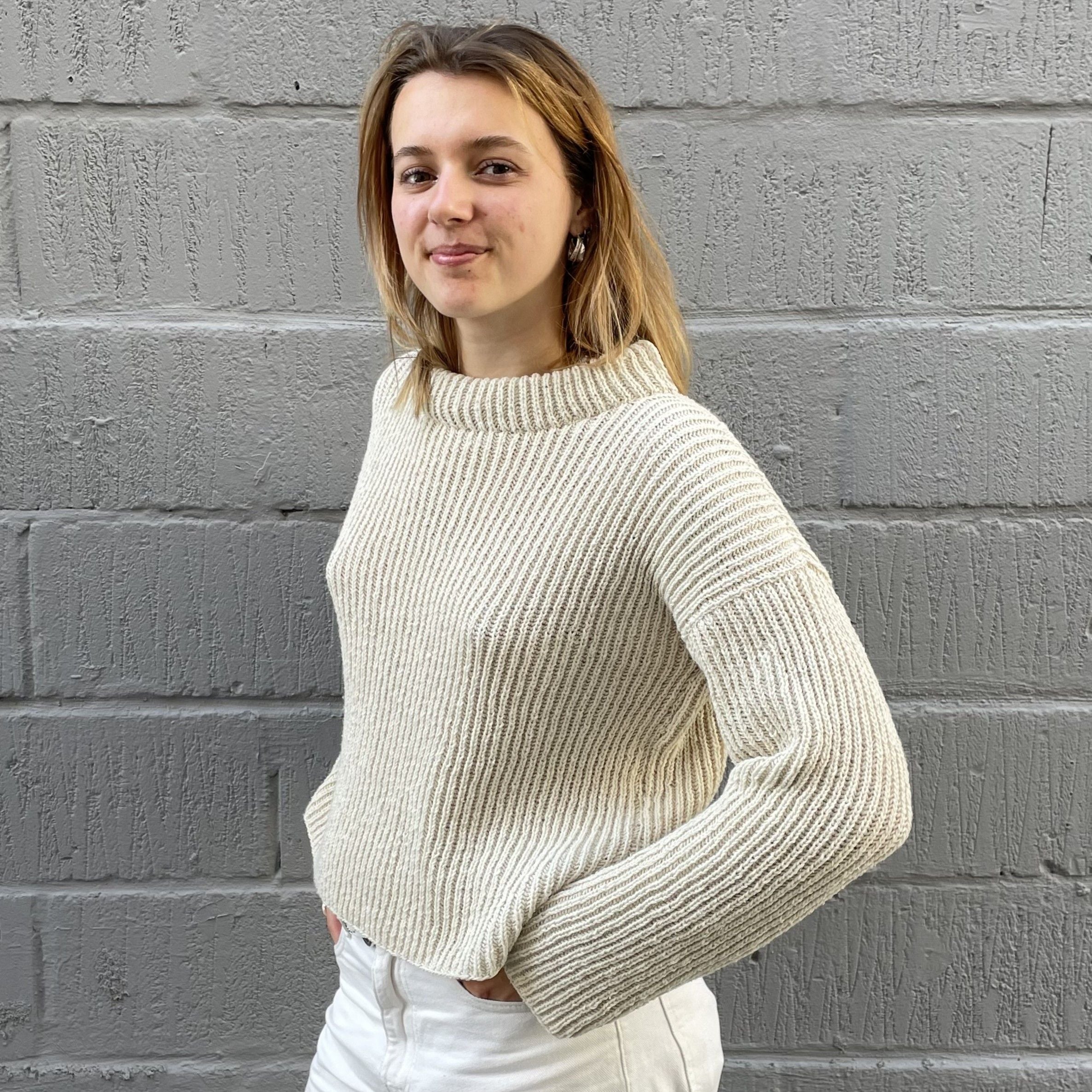 hobbii-anleitungen-runa-strickanleitung-pullover-xs-patentmuster image 2
