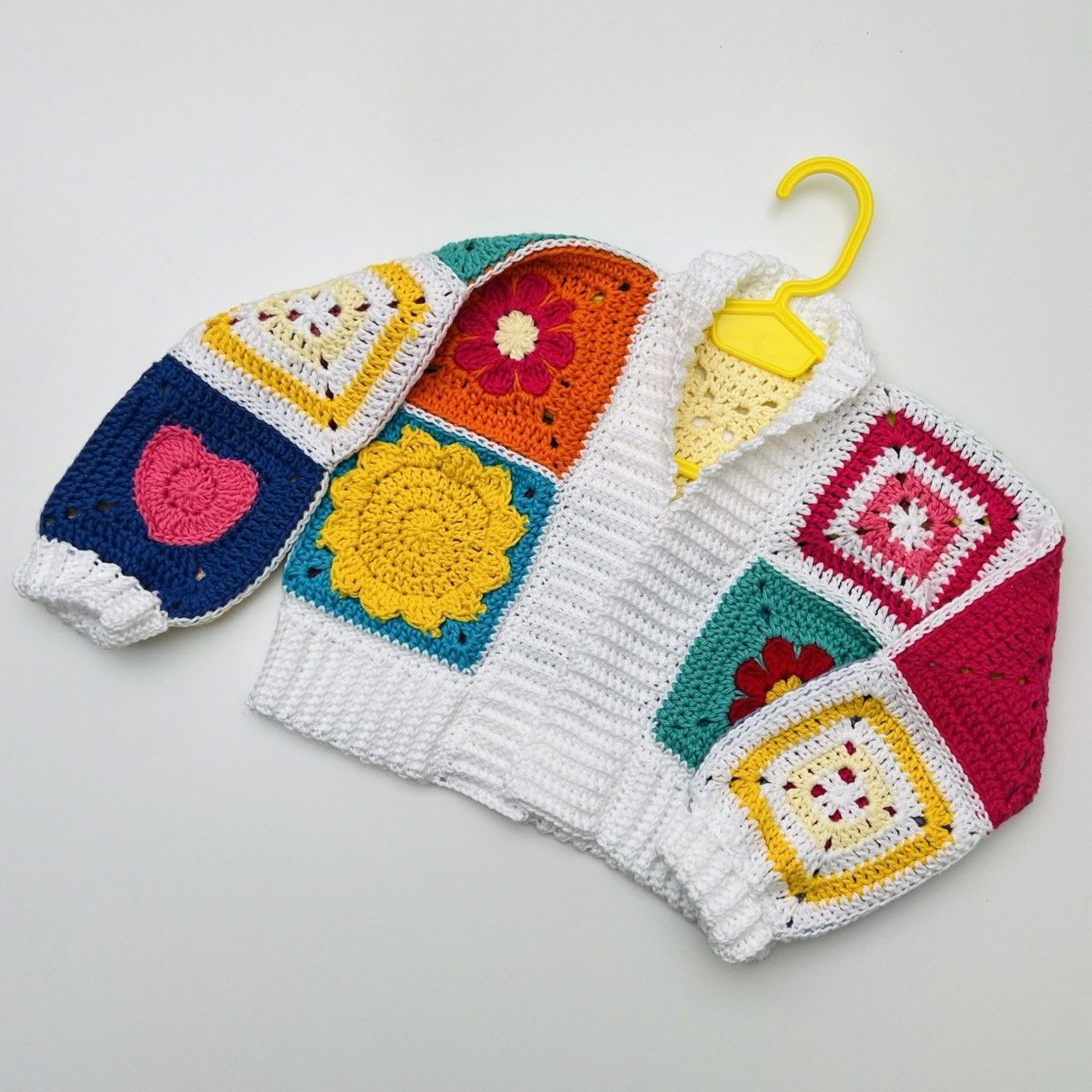 hobbii-anleitungen-joysie-kinderjacke-h-kelanleitung-1-8-jahre image 2