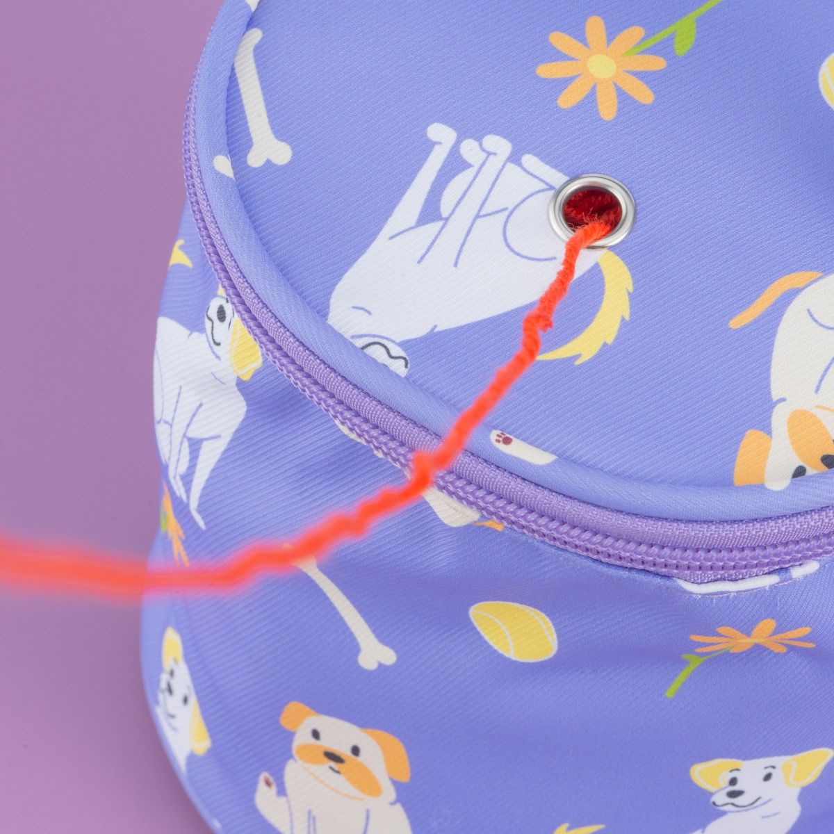 hobbii-zubeh-r-garnhaltertasche-wolltasche-strawberry-mit-rei-verschluss image 2