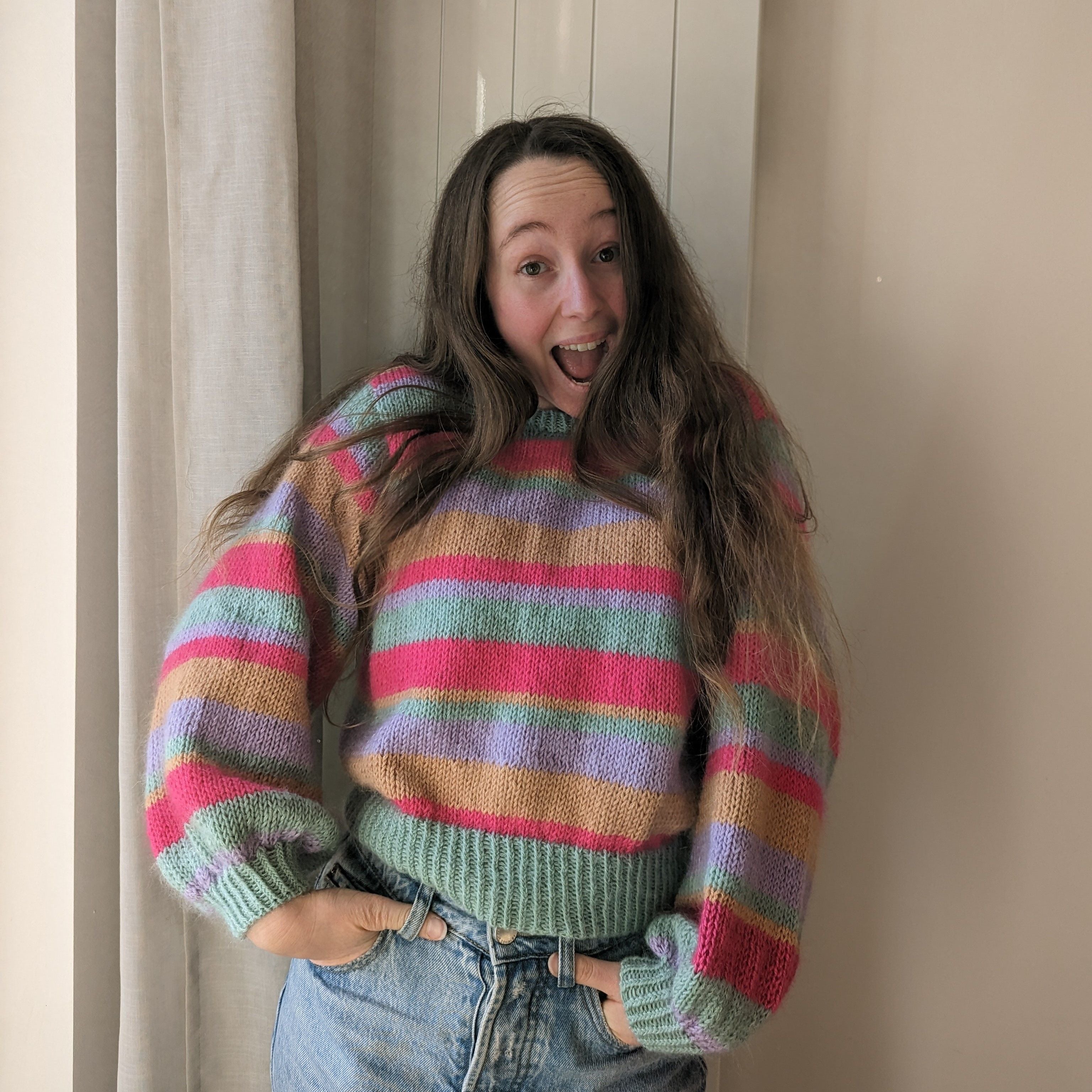 hobbii-anleitungen-stripie-strickanleitung-pullover-oversized image 4