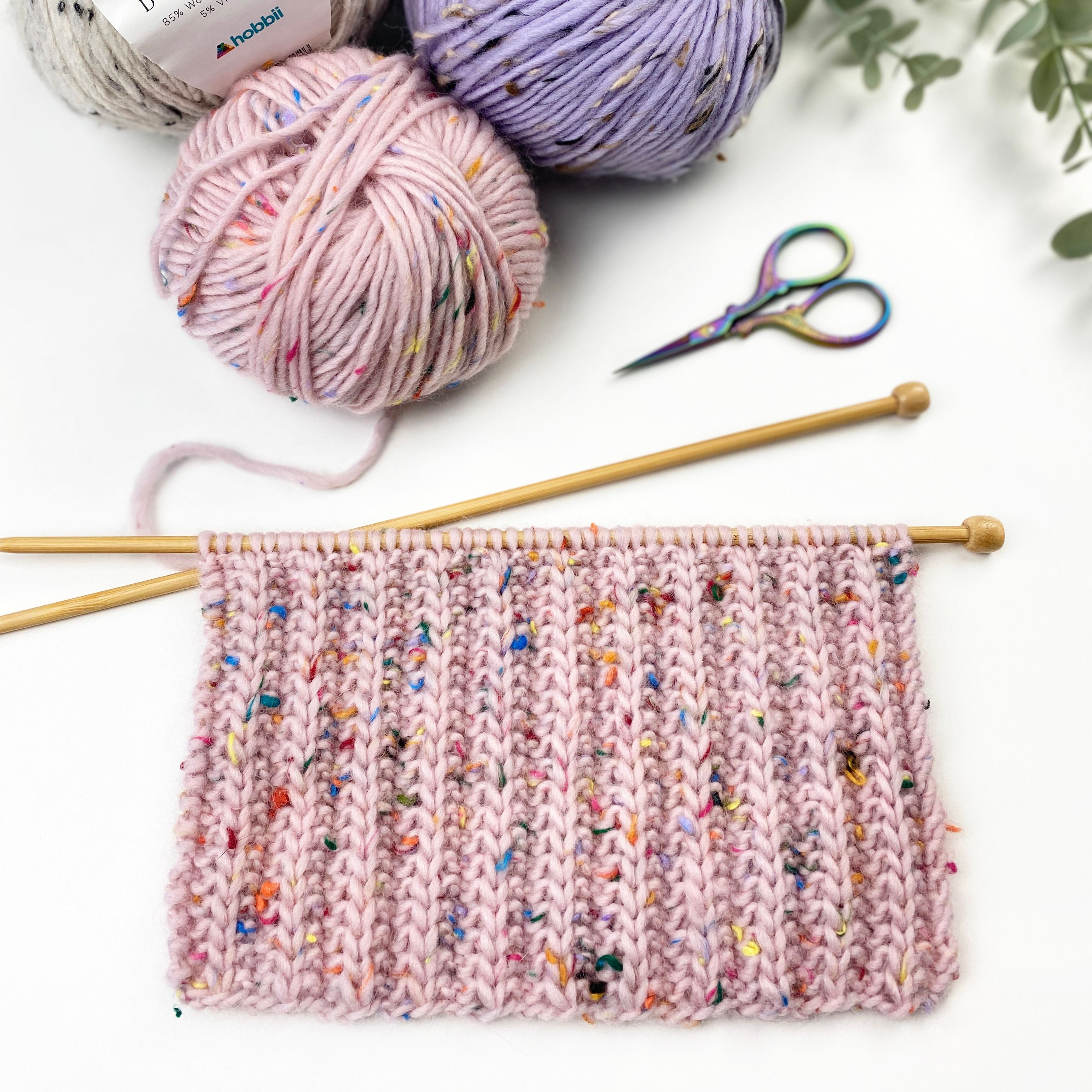hobbii-anleitungen-melbourne-schal-one-size-strickanleitung-rippen image 4