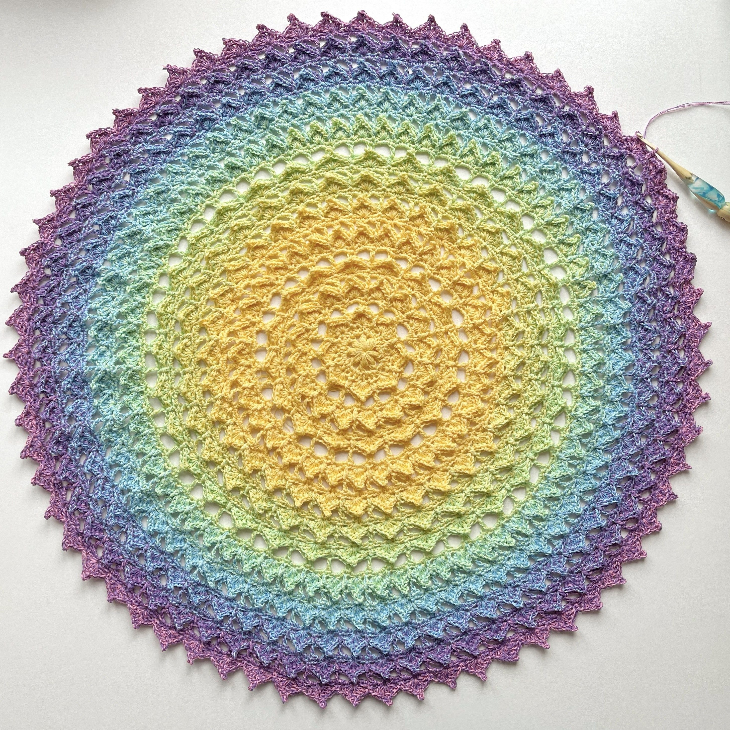 hobbii-anleitungen-ilweran-mandala-h-kelanleitung-pdf image 1