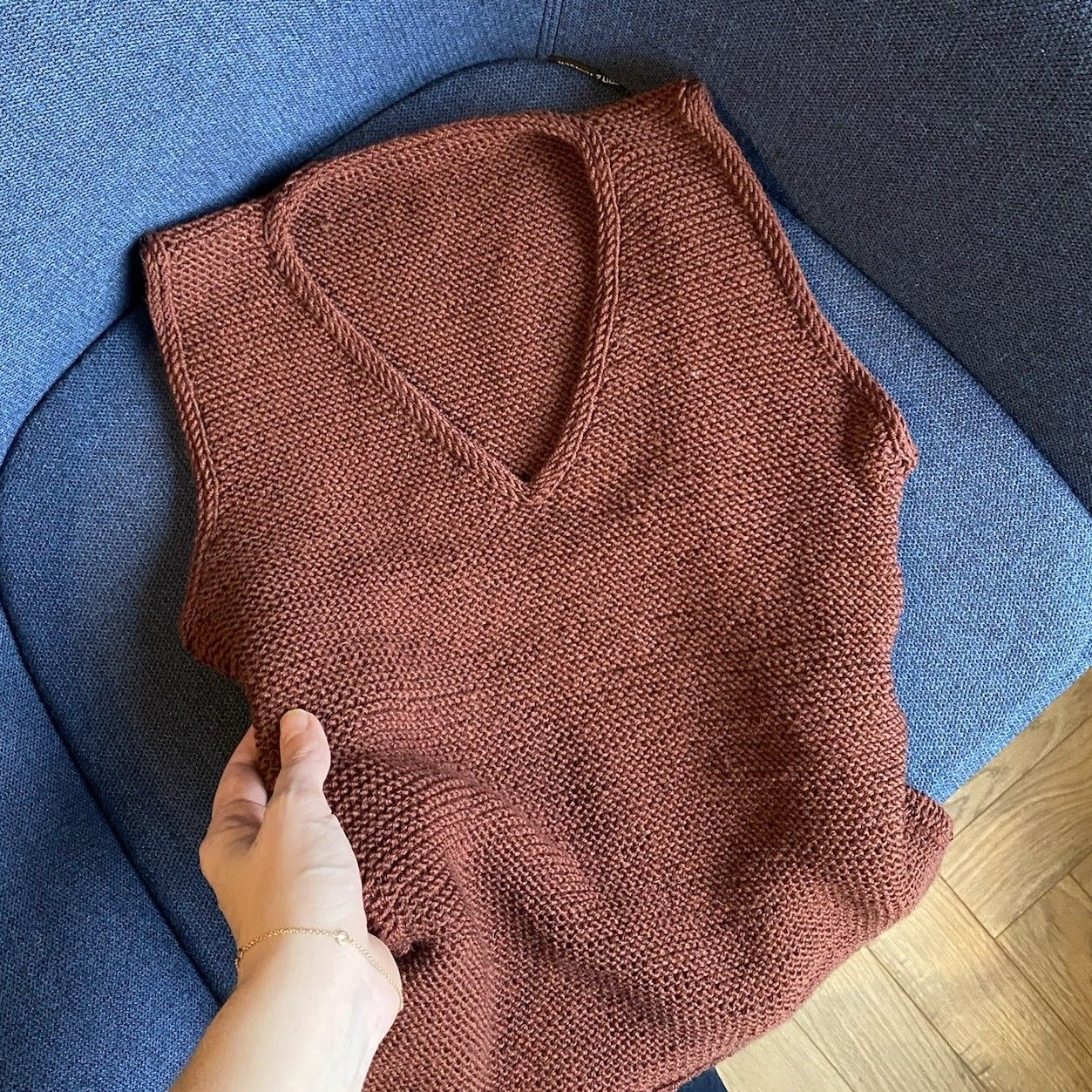 hobbii-anleitungen-ultra-easy-top-strickanleitung-xs-4xl-basic image 4