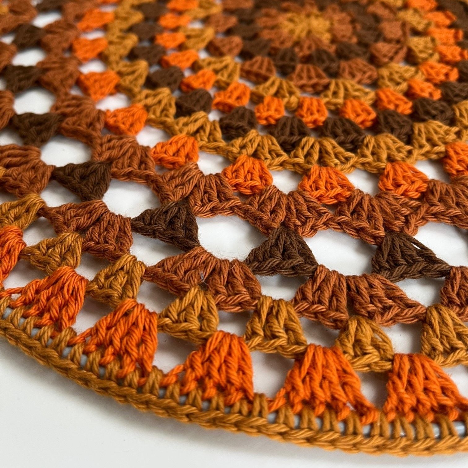 hobbii-ode-to-granny-mandala-h-kelanleitung-untersetzer image 5