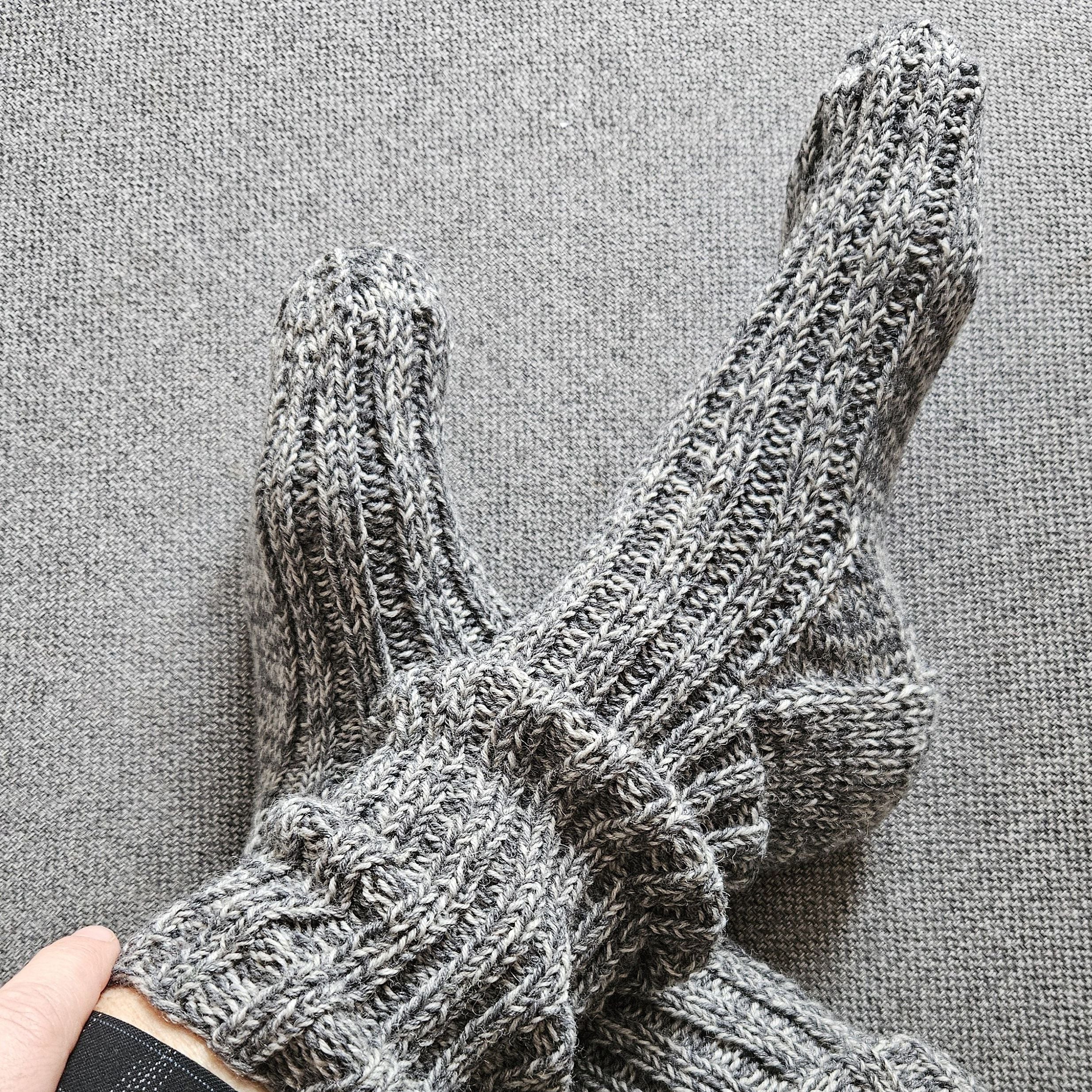 hobbii-folmer-dicke-wollsocken-strickanleitung-39-46 image 5